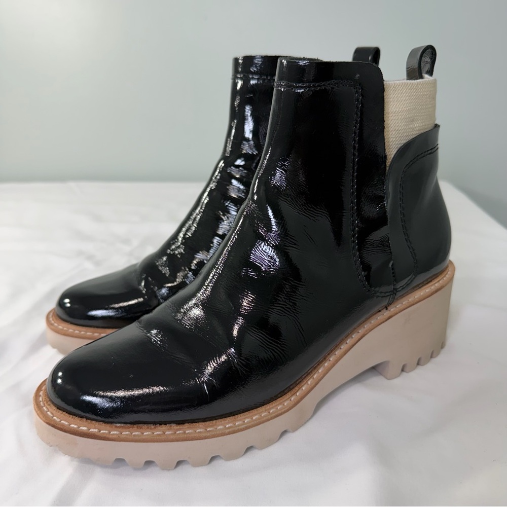 Dolce Vita Women’s Pull-on Patent Leather Platform Chelsea Booties Size 8.5